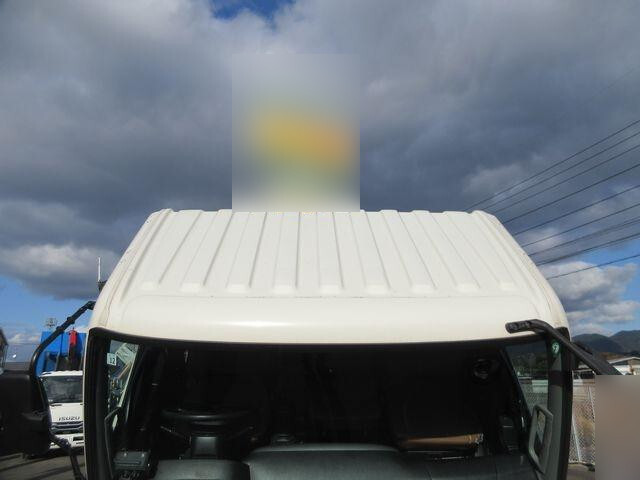 日野レンジャーパッカー車（塵芥車）中型（4t）[写真06]