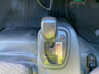 いすゞエルフ冷凍車（冷蔵車）小型（2t・3t）[写真15]