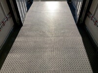 いすゞエルフ冷凍車（冷蔵車）小型（2t・3t）[写真24]