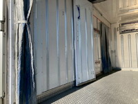 いすゞエルフ冷凍車（冷蔵車）小型（2t・3t）[写真27]