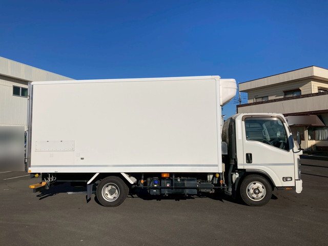 いすゞエルフ冷凍車（冷蔵車）小型（2t・3t）[写真05]