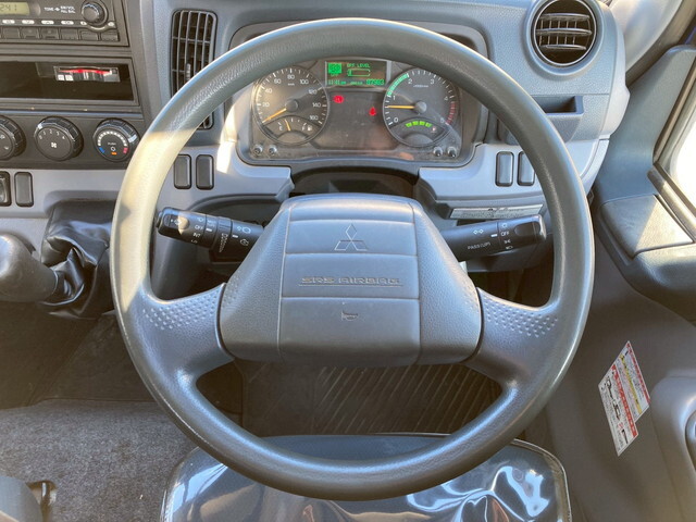 三菱ふそうキャンタークレーン4段小型（2t・3t）[写真17]