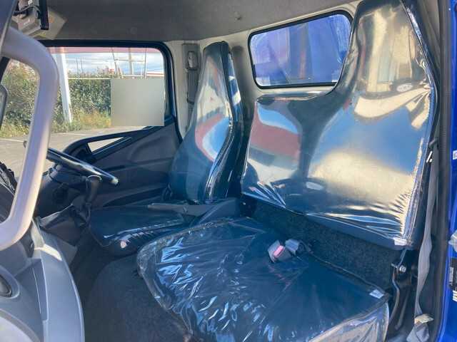 三菱ふそうキャンタークレーン4段小型（2t・3t）[写真21]