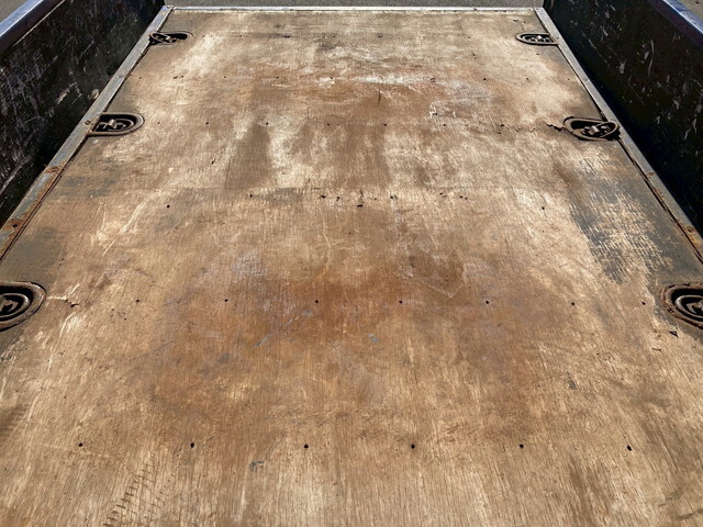 三菱ふそうキャンタークレーン4段小型（2t・3t）[写真23]