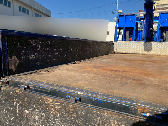 三菱ふそうキャンタークレーン4段小型（2t・3t）[写真25]