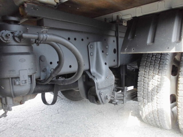 日野デュトロダブルキャブ（Wキャブ）小型（2t・3t）[写真16]