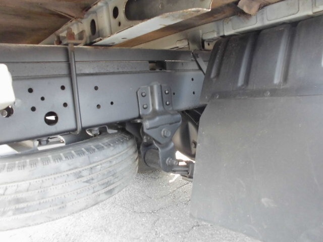 日野デュトロダブルキャブ（Wキャブ）小型（2t・3t）[写真09]