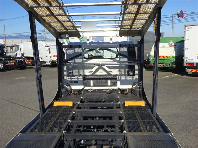 トヨタトヨエースキャリアカー小型（2t・3t）[写真15]