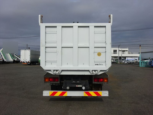 三菱ふそうファイター深ダンプ（土砂禁ダンプ）増トン（6t・8t）[写真15]