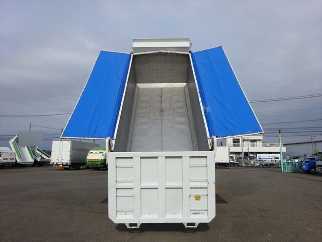 三菱ふそうファイター深ダンプ（土砂禁ダンプ）増トン（6t・8t）[写真17]