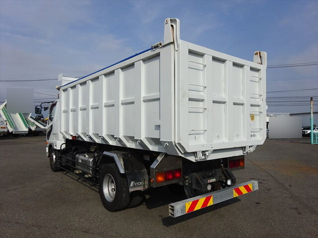 三菱ふそうファイター深ダンプ（土砂禁ダンプ）増トン（6t・8t）[写真02]