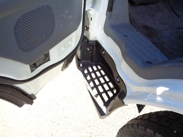 三菱ふそうキャンターパッカー車（塵芥車）小型（2t・3t）[写真36]