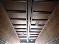 いすゞギガアルミウイング大型（10t）[写真17]