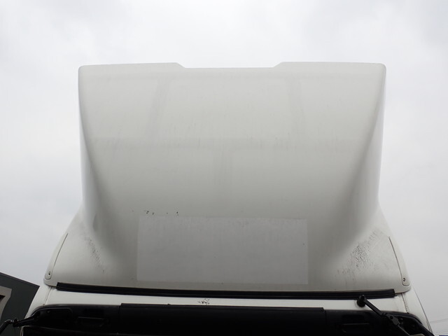 いすゞギガアルミウイング大型（10t）[写真34]