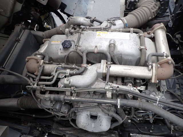 いすゞギガアルミウイング大型（10t）[写真36]