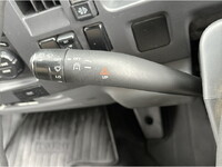 いすゞフォワード平ボディ中型（4t）[写真26]