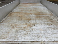 いすゞフォワード平ボディ中型（4t）[写真10]