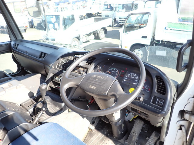 いすゞギガダンプ大型（10t）[写真14]