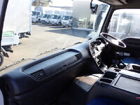 いすゞギガダンプ大型（10t）[写真16]