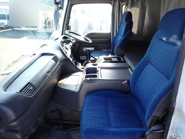 いすゞギガダンプ大型（10t）[写真16]