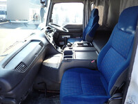 いすゞギガダンプ大型（10t）[写真17]