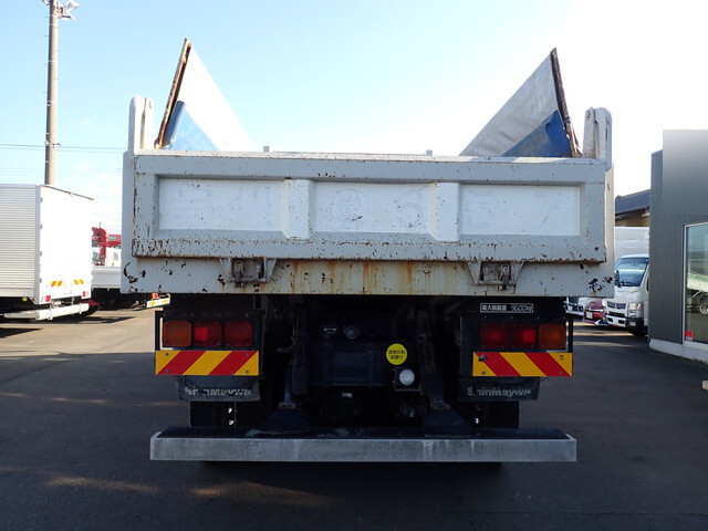 いすゞギガダンプ大型（10t）[写真06]