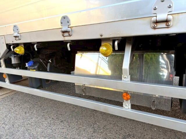 日野レンジャーアルミブロック中型（4t）[写真14]