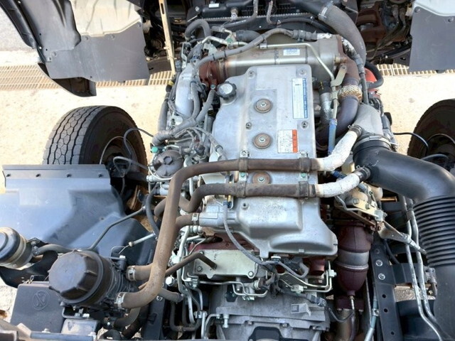 日野レンジャーアルミブロック中型（4t）[写真18]