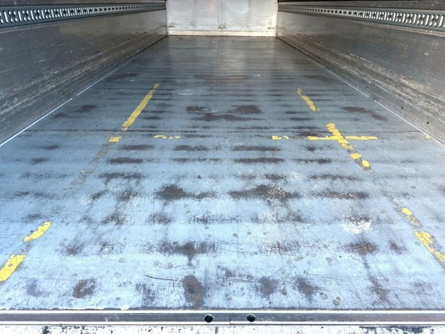 日野レンジャーアルミウイング増トン（6t・8t）[写真08]