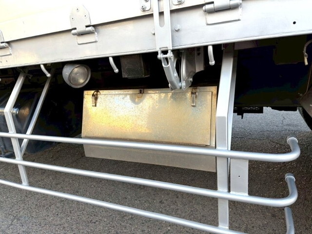 いすゞギガクレーン4段大型（10t）[写真15]