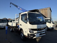 三菱ふそうキャンタークレーン4段小型（2t・3t）[写真01]