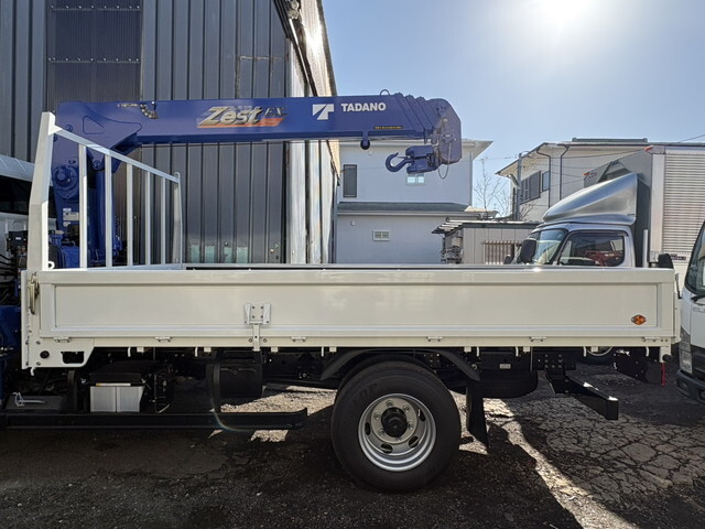 三菱ふそうキャンタークレーン4段小型（2t・3t）[写真07]