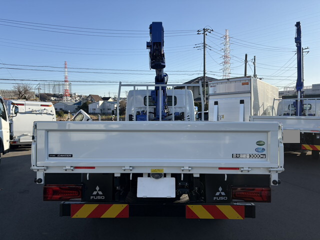 三菱ふそうキャンタークレーン4段小型（2t・3t）[写真08]