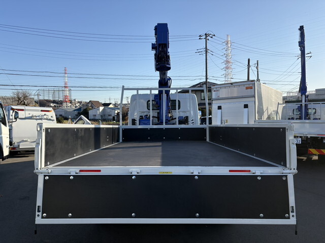 三菱ふそうキャンタークレーン4段小型（2t・3t）[写真09]
