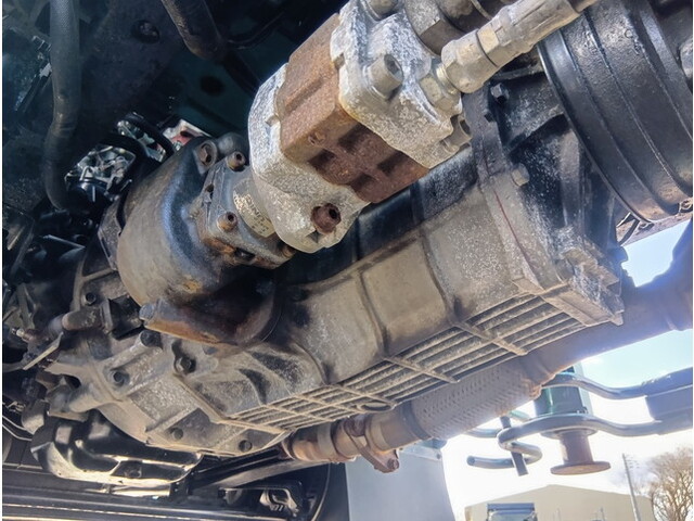 日野デュトロクレーン4段小型（2t・3t）[写真21]