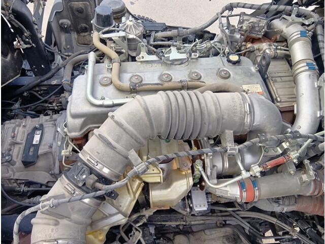 日野プロフィア冷凍車（冷蔵車）大型（10t）[写真18]