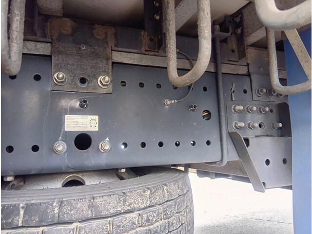 日野プロフィア冷凍車（冷蔵車）大型（10t）[写真20]