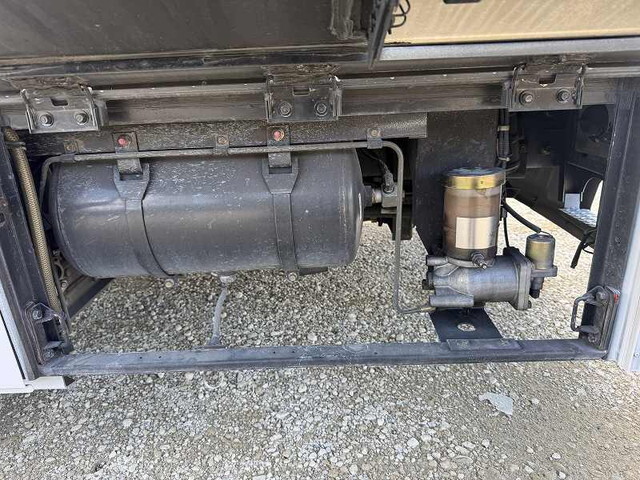 三菱ふそうエアロミディバス[写真11]