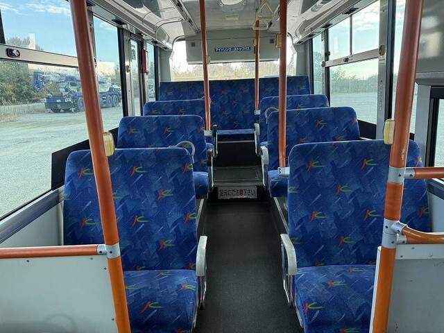 三菱ふそうエアロミディバス[写真22]