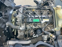 三菱ふそうキャンター平ボディ小型（2t・3t）[写真24]