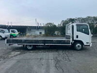 いすゞエルフ平ボディ小型（2t・3t）[写真10]