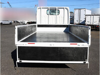 日産アトラス平ボディ小型（2t・3t）[写真15]