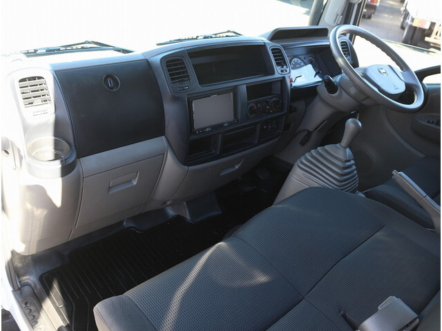 日産アトラス平ボディ小型（2t・3t）[写真31]