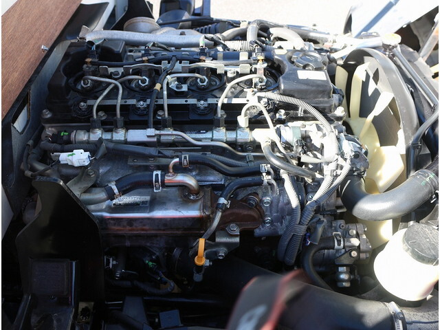 日産アトラス平ボディ小型（2t・3t）[写真06]