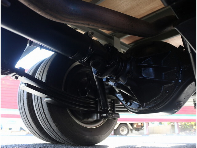 日産アトラス平ボディ小型（2t・3t）[写真09]