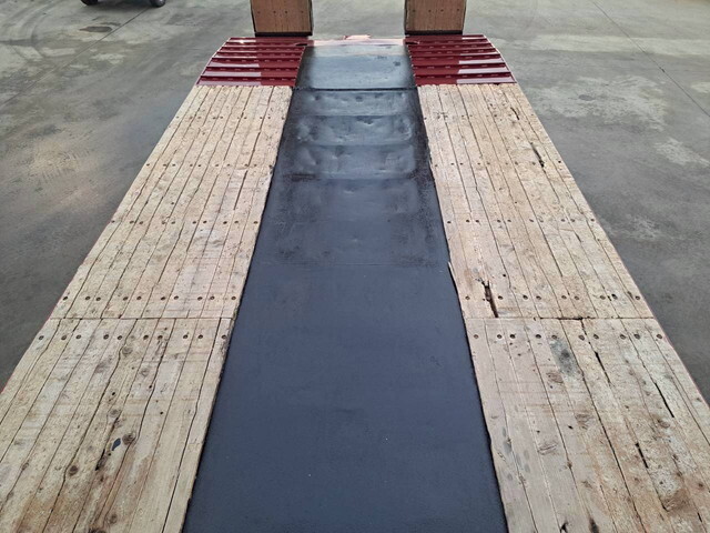 三菱ふそうファイターセルフローダー増トン（6t・8t）[写真09]