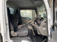 日産アトラス幌ウイング小型（2t・3t）[写真29]