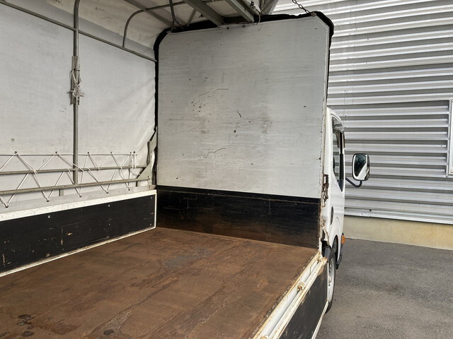 日産アトラス幌ウイング小型（2t・3t）[写真05]