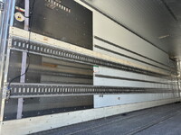 日野プロフィア冷凍車（冷蔵車）大型（10t）[写真15]