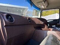 日野プロフィア冷凍車（冷蔵車）大型（10t）[写真30]